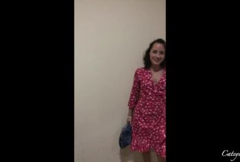 Я хочу порно відео дивитися безкоштовно онлайн трахнуть тебя! СЕЙЧАС !!! - Общественный туалет