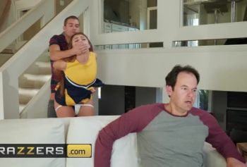 Brazzers - секс парнуха Грязная чирлидерша Gia Derza ебеться пока папа не видит