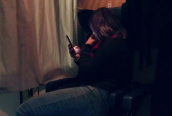 Минет в порно відео дивитися поезде от незнакомки